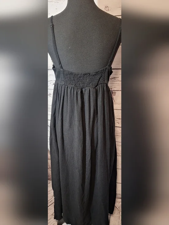 A New Day Black Maxi Dress White Embroidery Smocked Back M - Picture 5 of 8